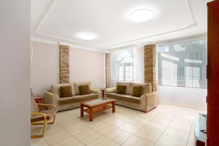 Aeropuerto Gran Canaria Apartamento Vacacional Carrizal Bagian luar foto